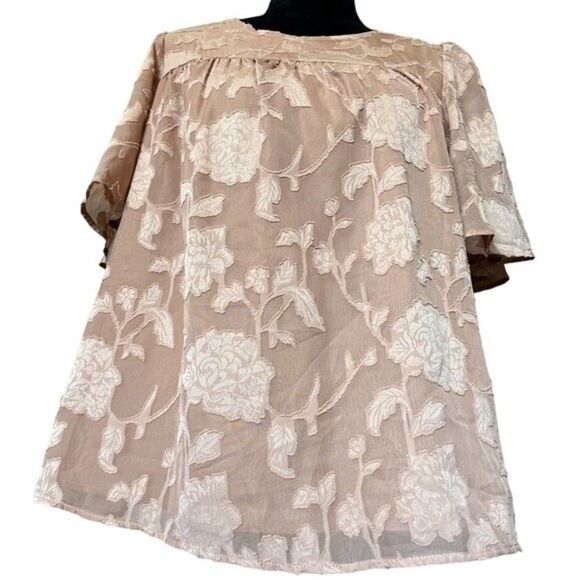 Women Blouse Deep Rose Floral Applique Flouncy Sleeve Button Back Neck Sz Small - Picture 6 of 16